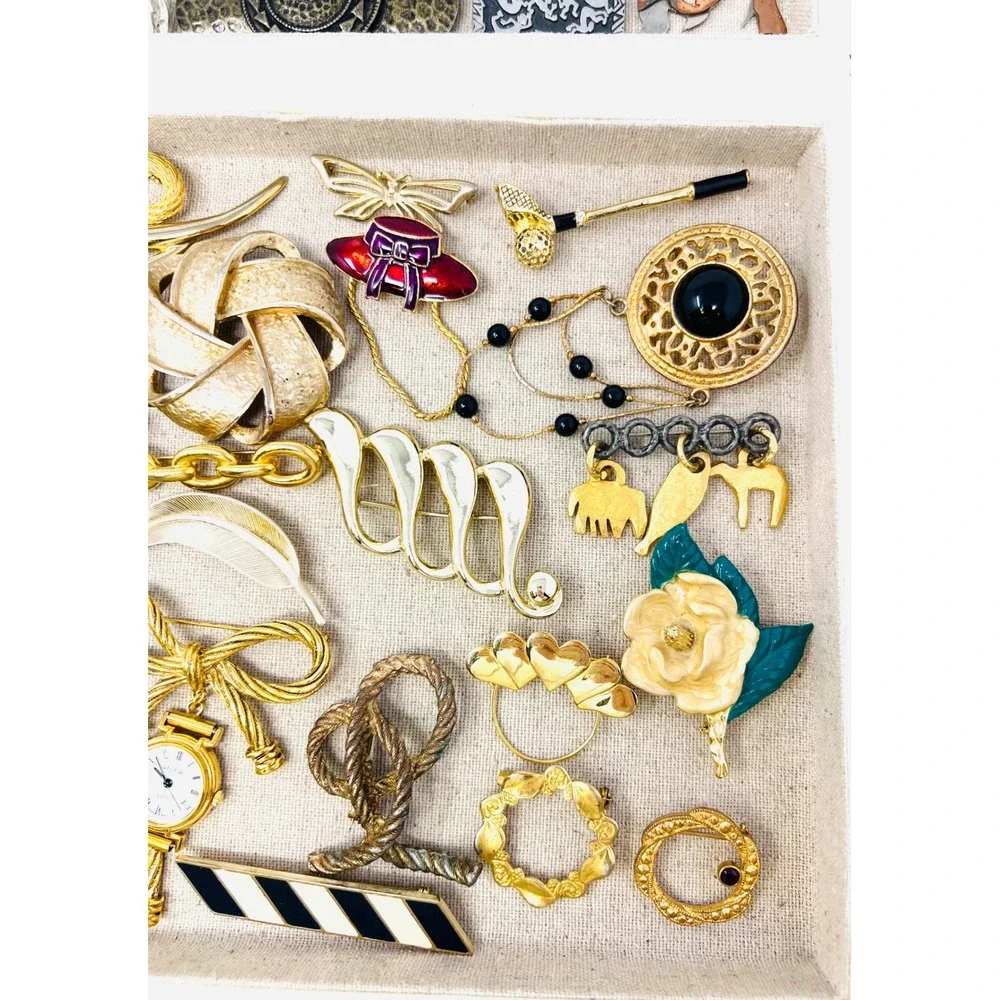 Vintage & Modern Gold & Silver Tone Assorted Rhinestone Floral Brooch lot of 52